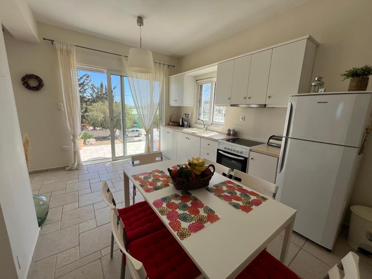 Amalia'S Summer Home Aegina Екстериор снимка